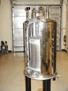 Liquid Nitrogen Vessel