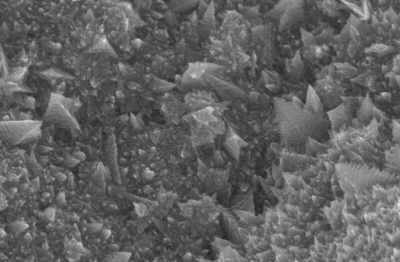 SUBJECT: Platinum nanocrystallites grown at a high deposition rate, leading to abnormal growth at the edges of the nanocrystal; CREDIT: Cian McKeown, Univeristy of Limerick; METHOD/INSTRUMENT: JCM 5700