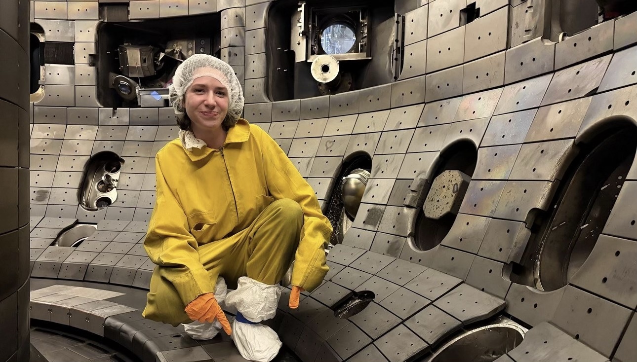 NC State nuclear engineering undergraduate Olivia Mehalick inside the DIII-D vacuum vessel during installation of the 3D-printed tungsten tiles.